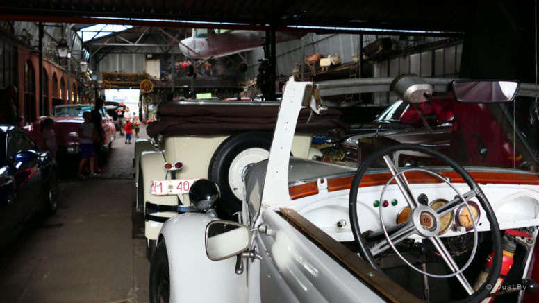 muzeum motoryzacji otrębusy