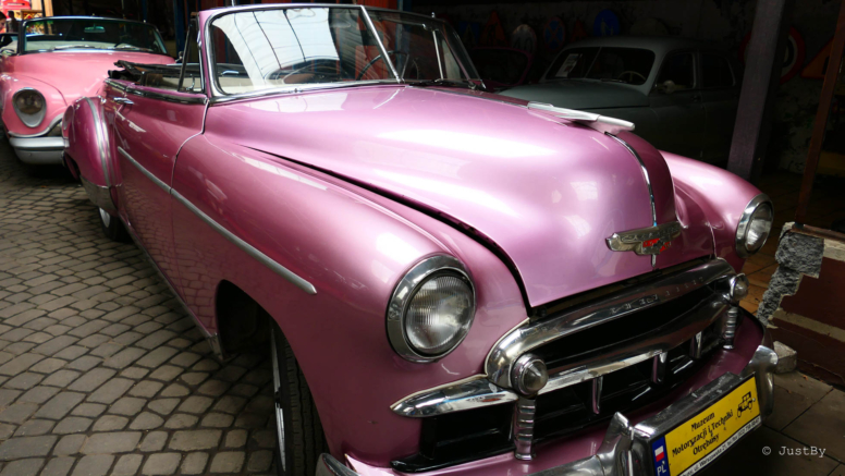 muzeum motoryzacji otrębusy